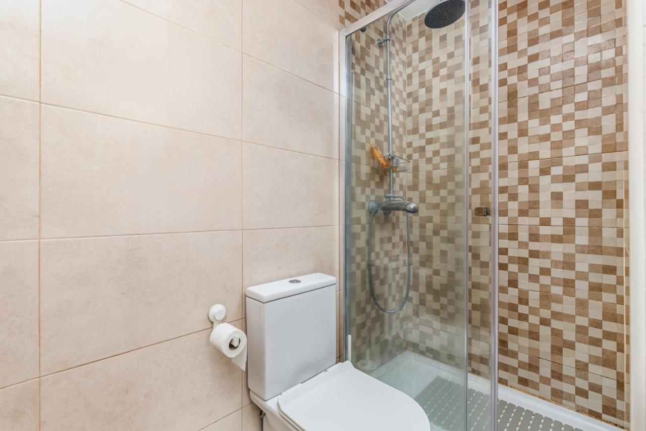 Just4U Apartment 2 Алмада Екстер'єр фото