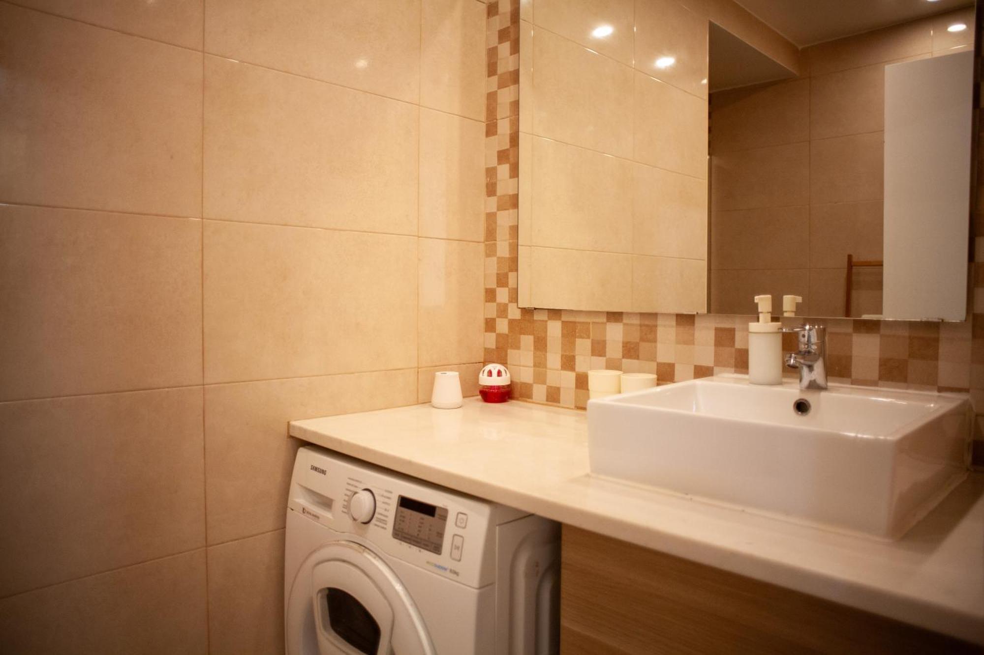 Just4U Apartment 2 Алмада Екстер'єр фото