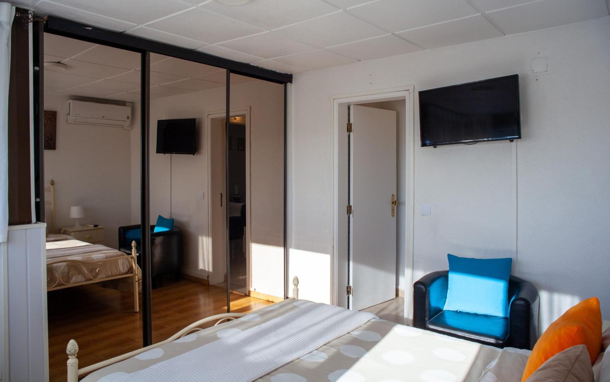Just4U Apartment 2 Алмада Екстер'єр фото