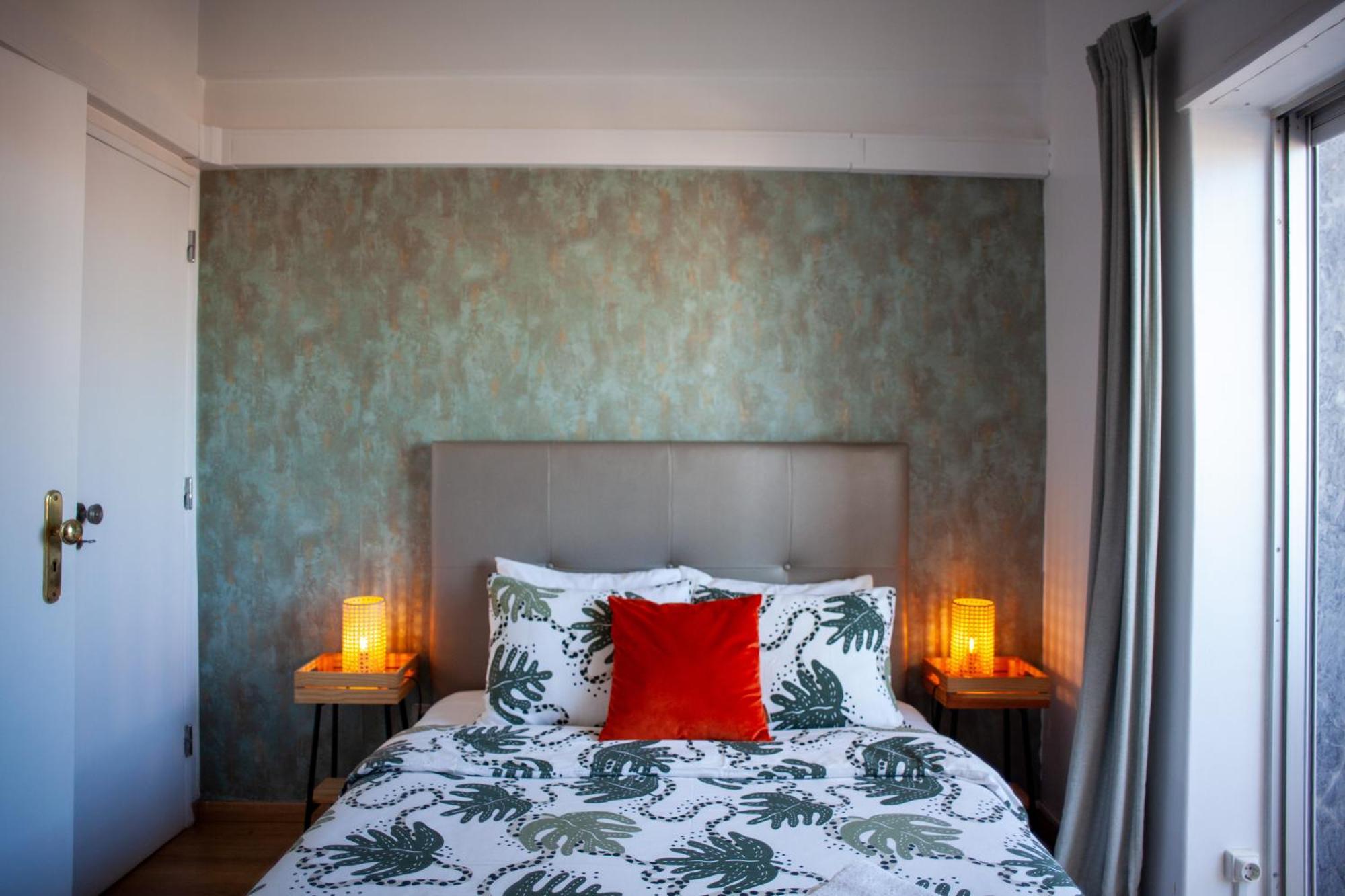 Just4U Apartment 2 Алмада Екстер'єр фото